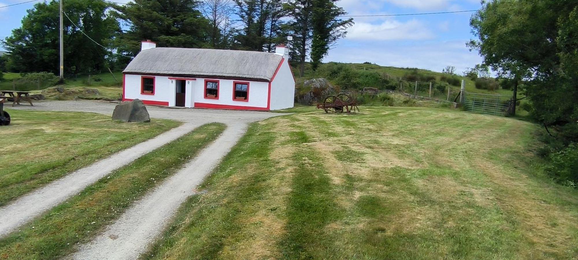 Biddys Cottage 卡尔达夫 外观 照片